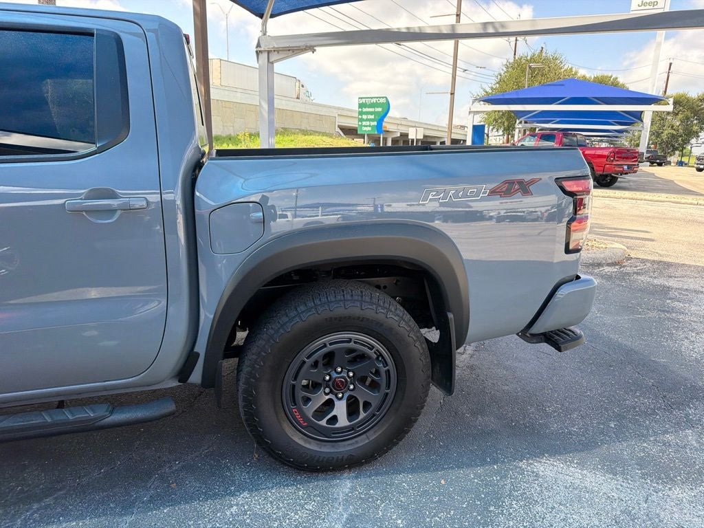 2025 Nissan Frontier Crew Cab PRO-4X 4x4