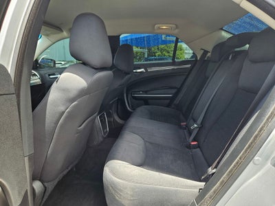 2022 Chrysler 300 Touring
