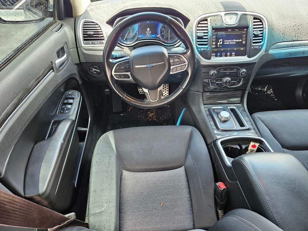 2022 Chrysler 300 Touring