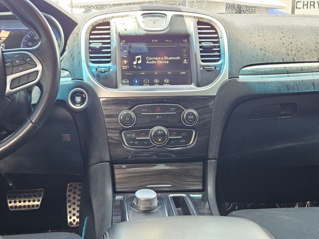2022 Chrysler 300 Touring