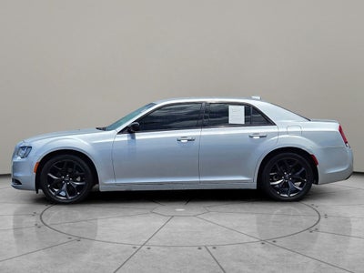 2022 Chrysler 300 Touring