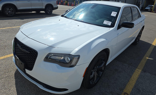 2023 Chrysler 300 Touring
