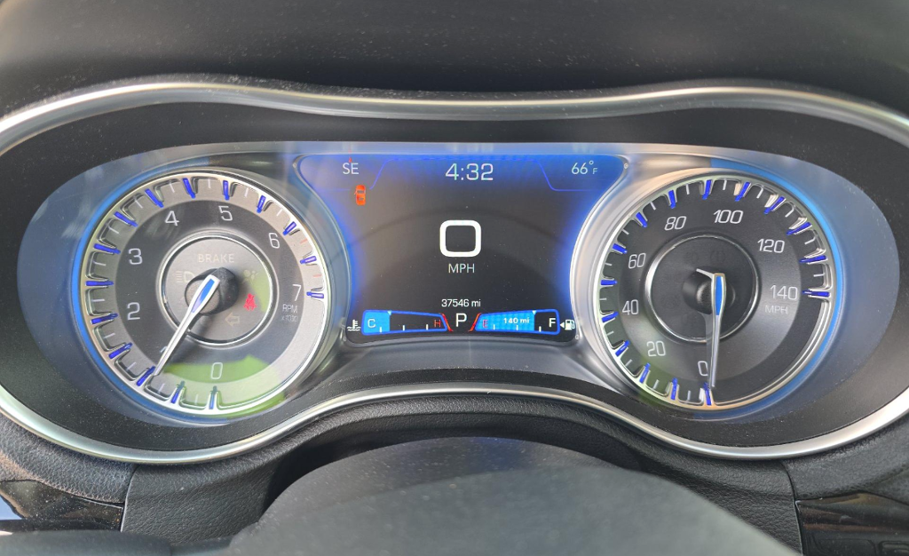 2023 Chrysler 300 Touring