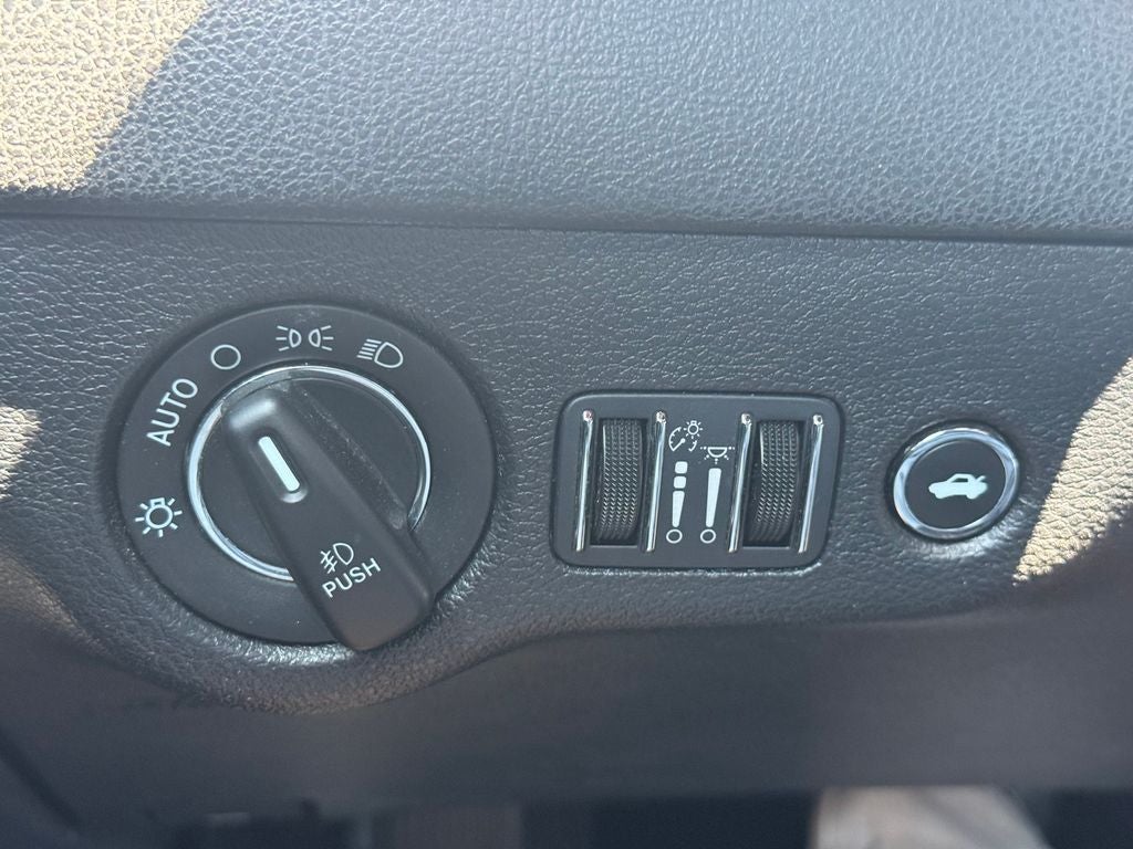 2023 Chrysler 300 300S