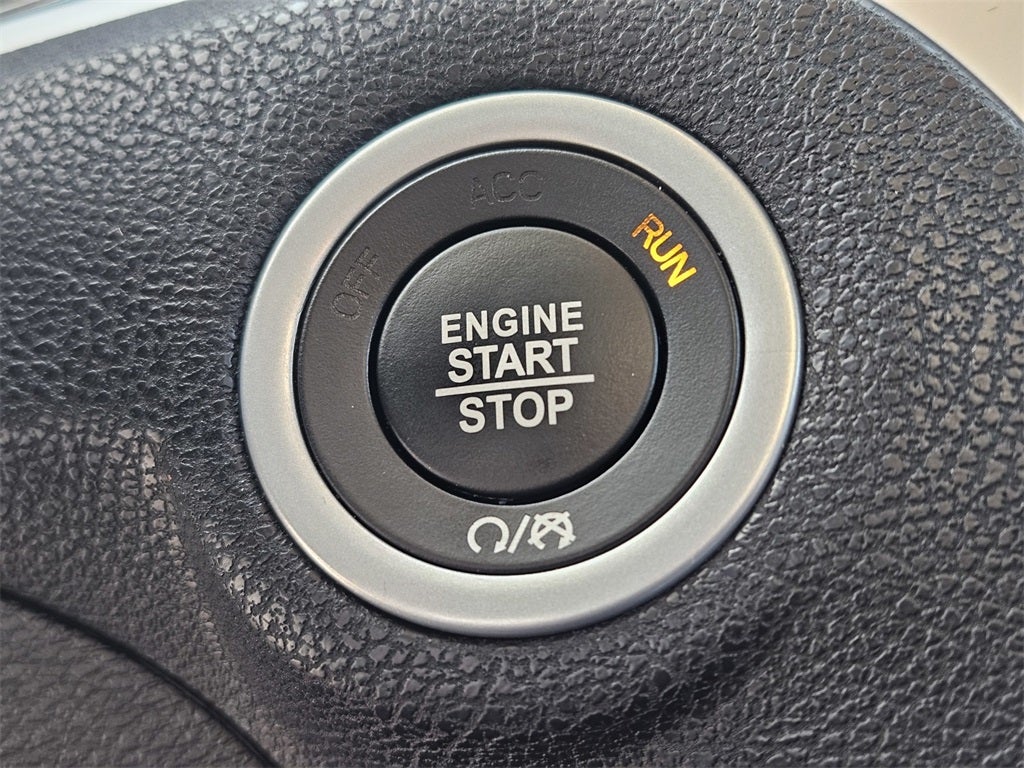 2022 Chrysler 300 Touring L