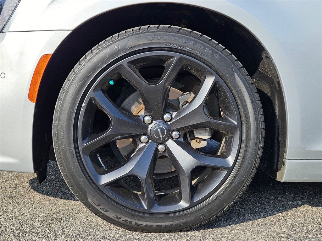 2022 Chrysler 300 Touring L