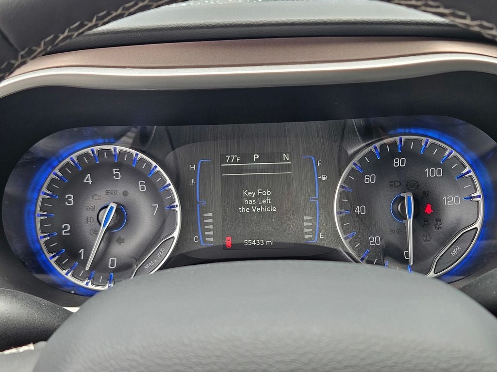 2024 Chrysler Voyager LX