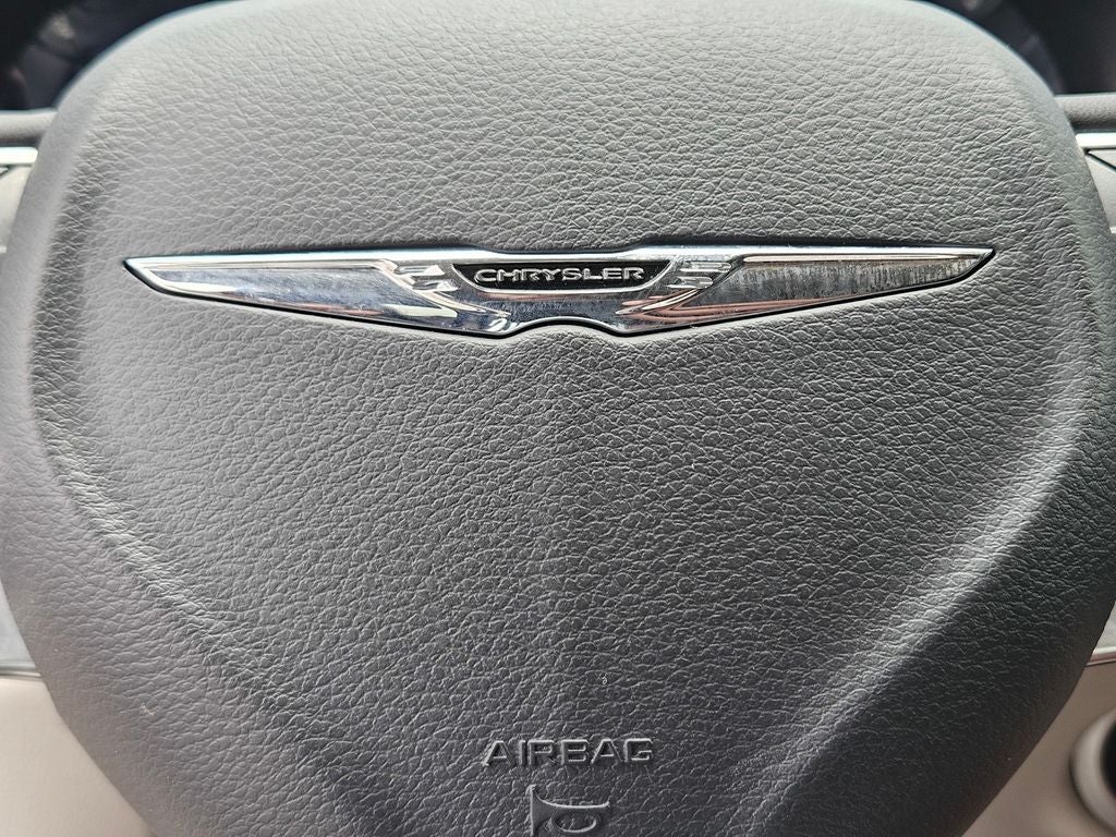 2024 Chrysler Voyager LX