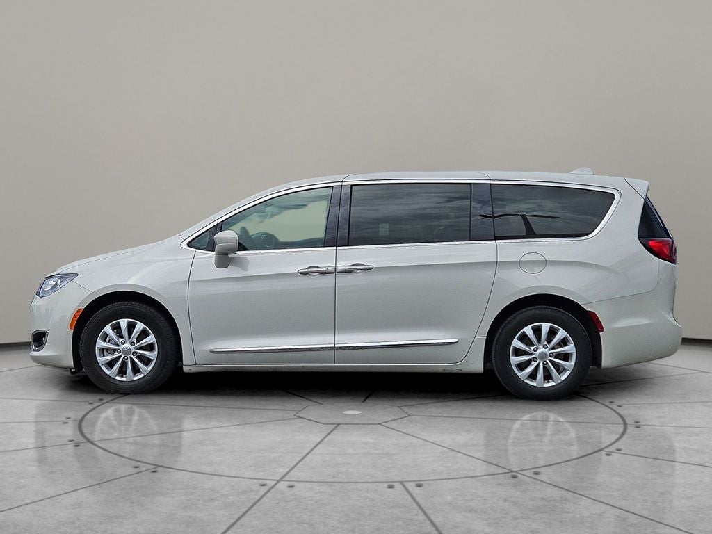 2019 Chrysler Pacifica Touring Plus
