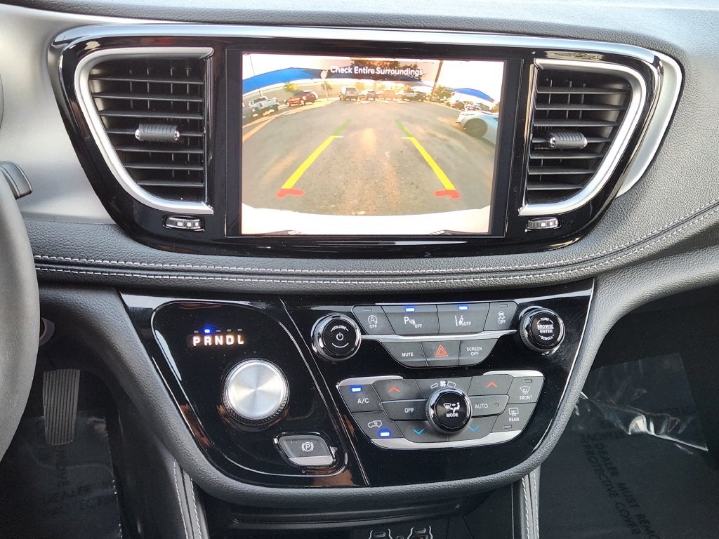 2025 Chrysler Pacifica Limited