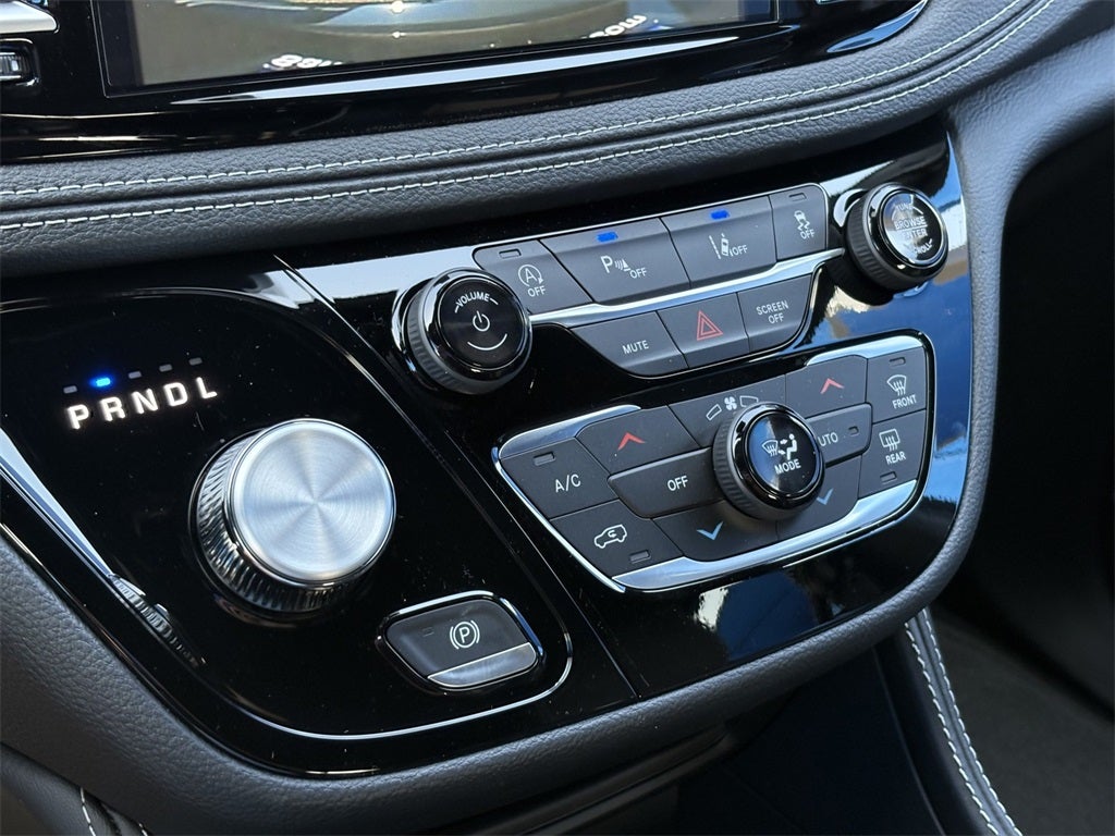 2026 Chrysler Pacifica PACIFICA LIMITED