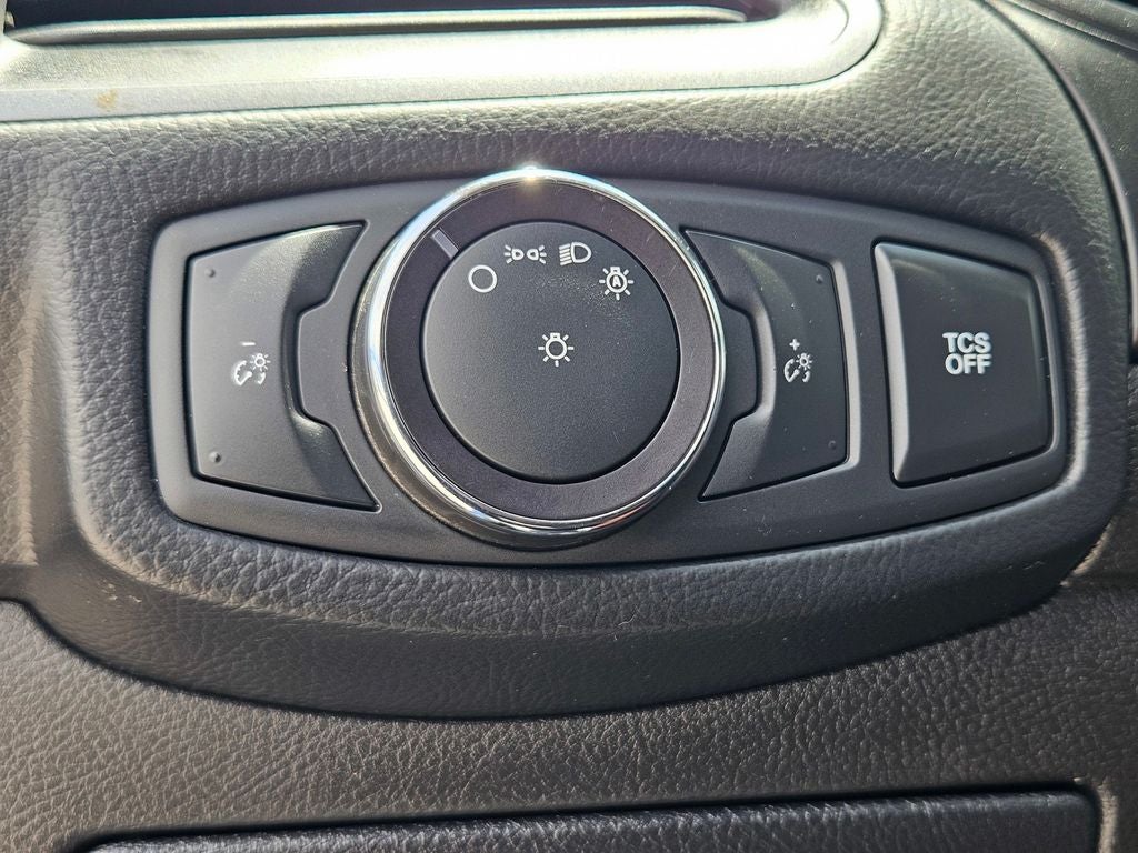 2020 Ford Edge SE