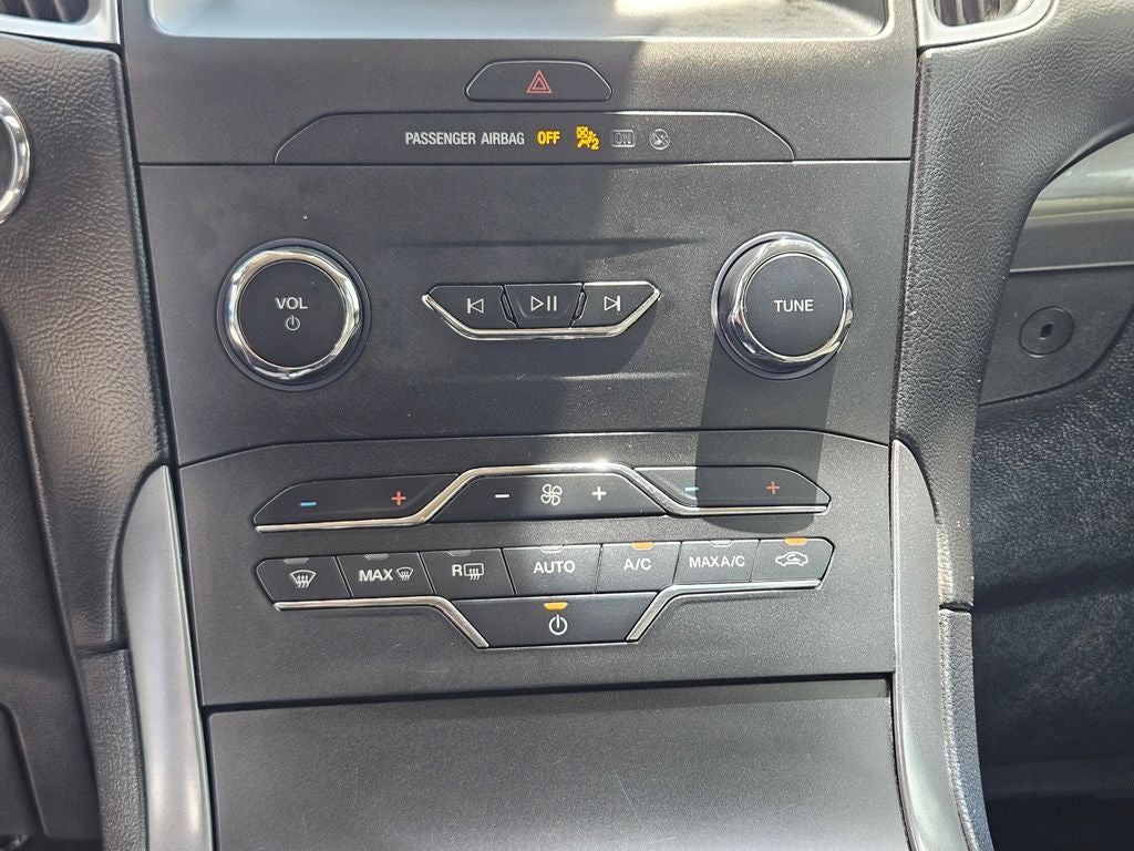 2020 Ford Edge SE