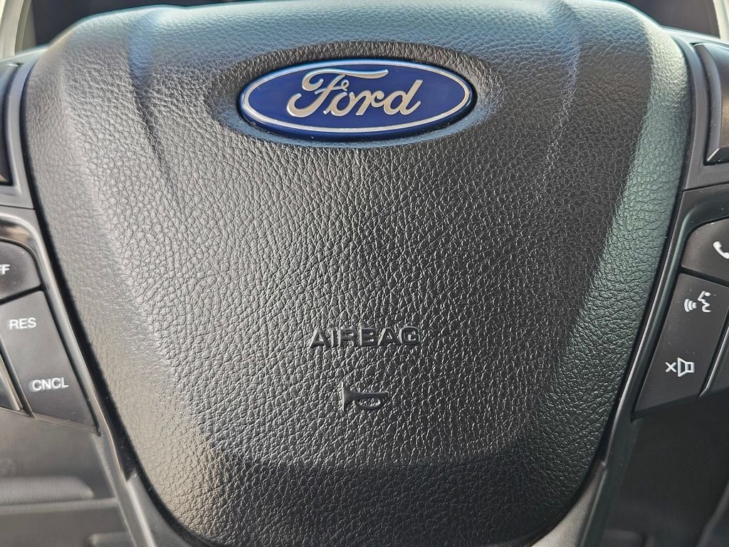 2020 Ford Edge SE