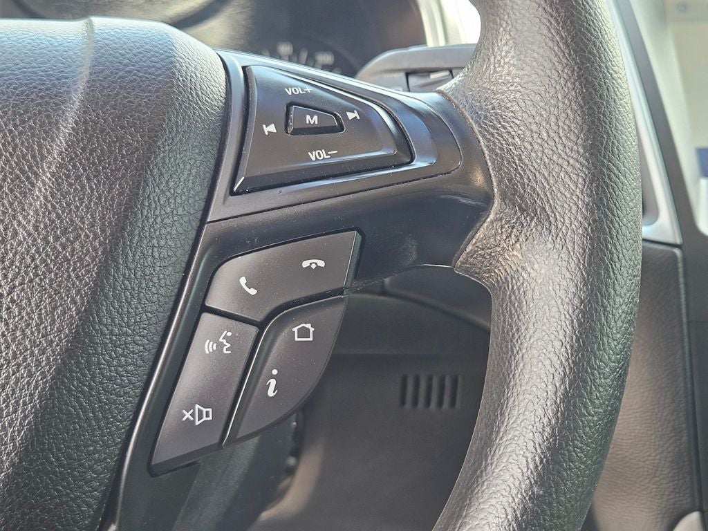 2020 Ford Edge SE