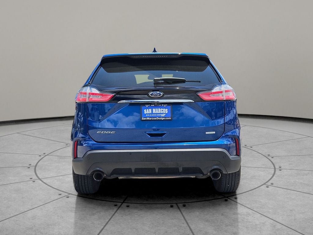 2020 Ford Edge SE