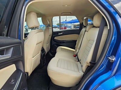 2020 Ford Edge SE
