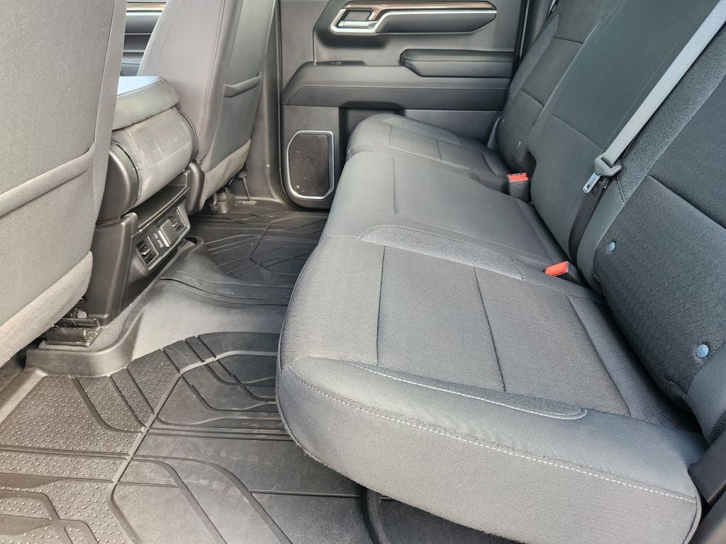 2024 Chevrolet Silverado 1500 2WD Crew Cab Short Bed LT