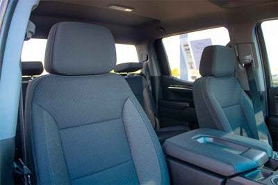 2024 Chevrolet Silverado 1500 2WD Crew Cab Short Bed LT