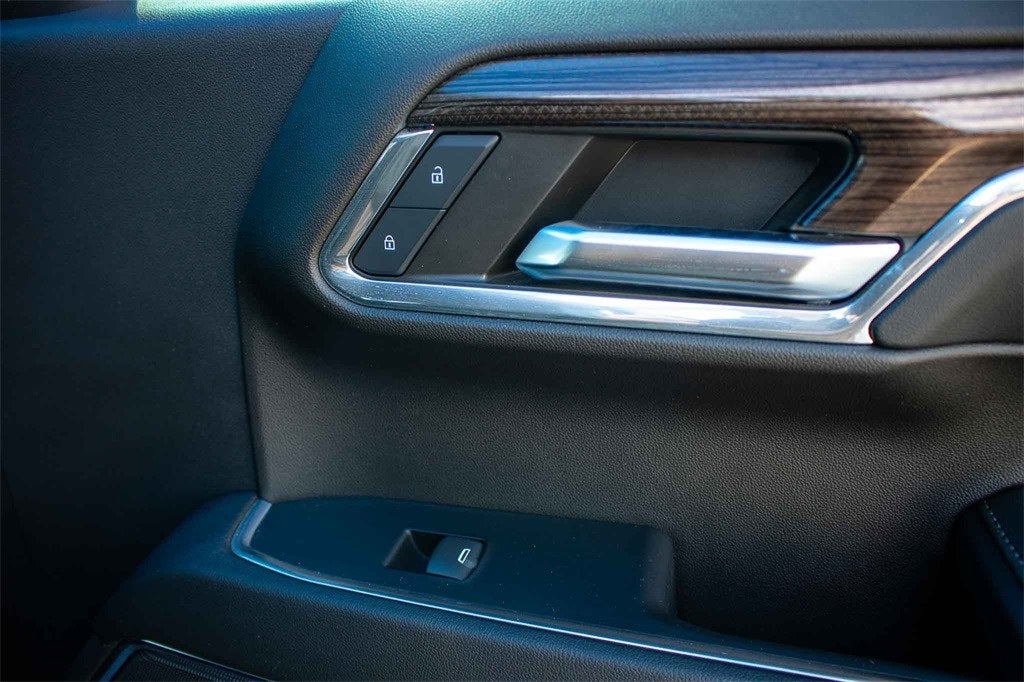 2024 Chevrolet Silverado 1500 2WD Crew Cab Short Bed LT