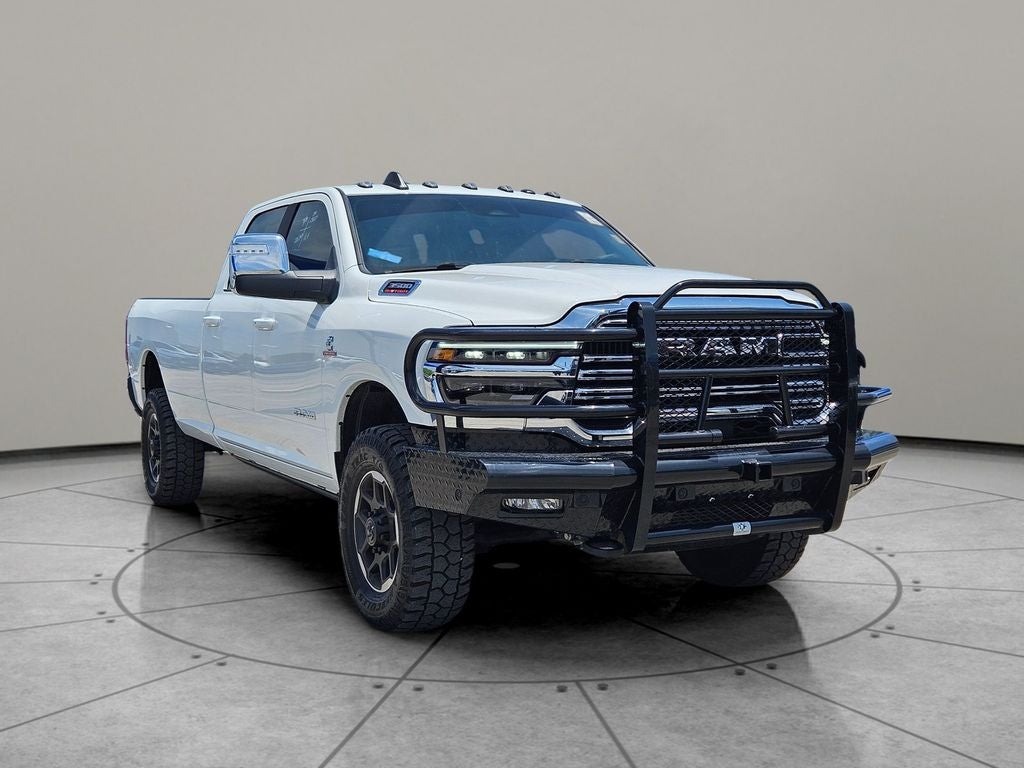 2025 RAM 3500 Laramie Crew Cab 4x4 8' Box
