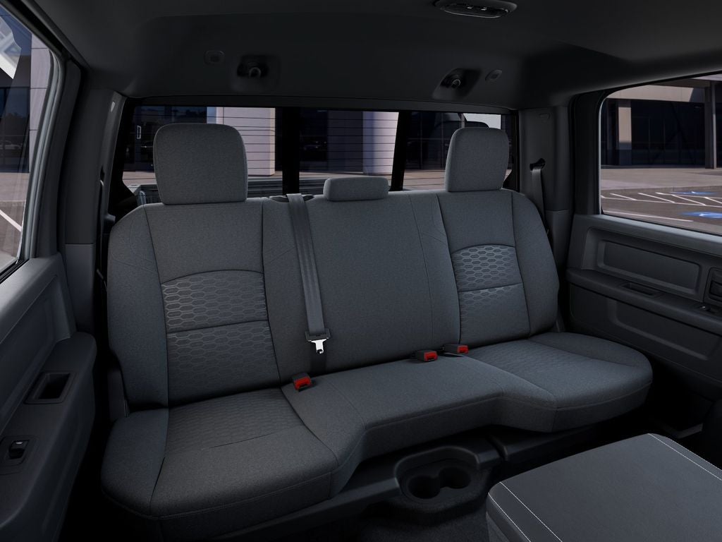 2026 RAM 2500 RAM 2500 BLACK EXPRESS CREW CAB 4X4 6'4' BOX