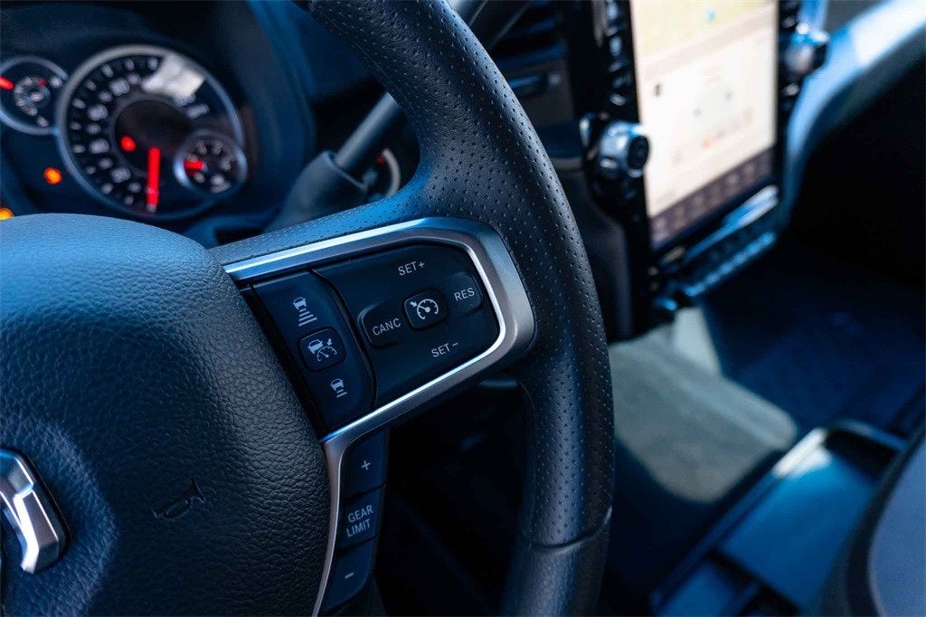 2026 RAM Ram 2500 RAM 2500 WARLOCK CREW CAB 4X4 6'4' BOX