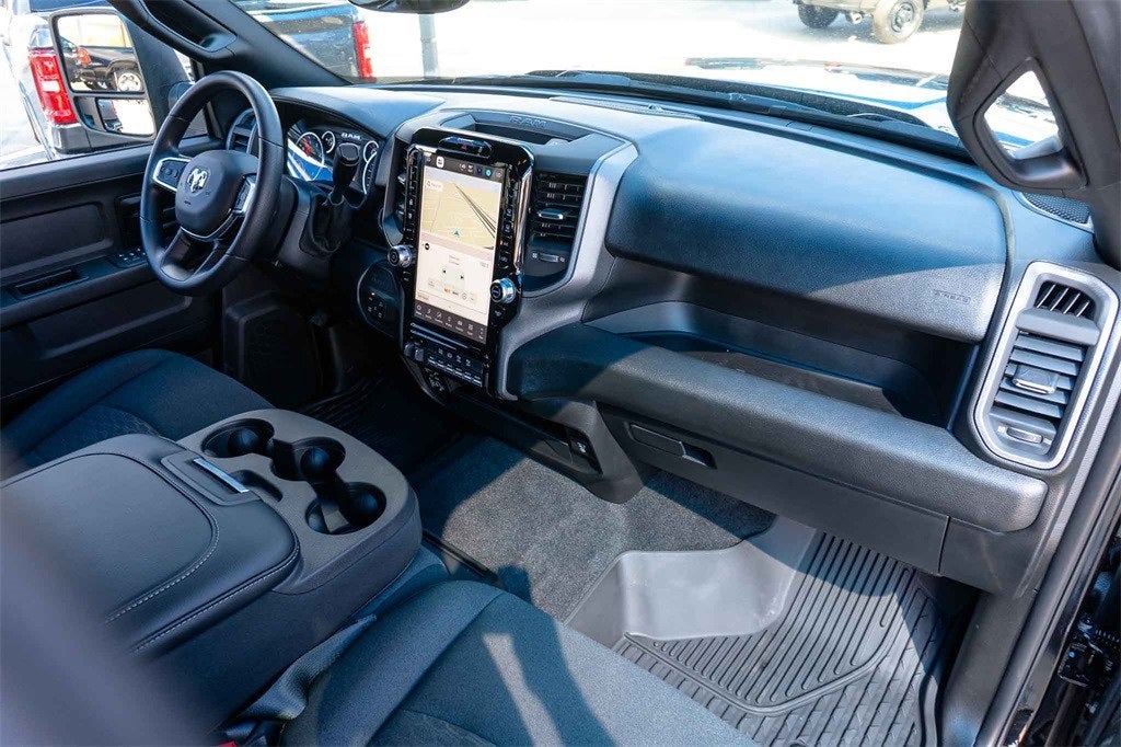 2026 RAM Ram 2500 RAM 2500 WARLOCK CREW CAB 4X4 6'4' BOX