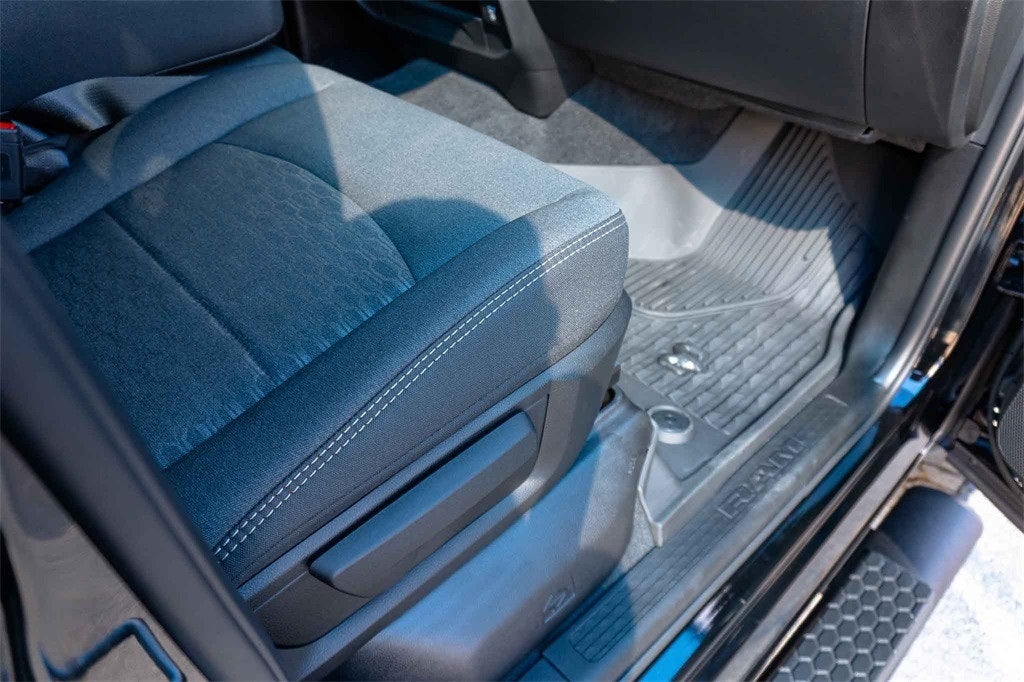 2026 RAM Ram 2500 RAM 2500 WARLOCK CREW CAB 4X4 6'4' BOX