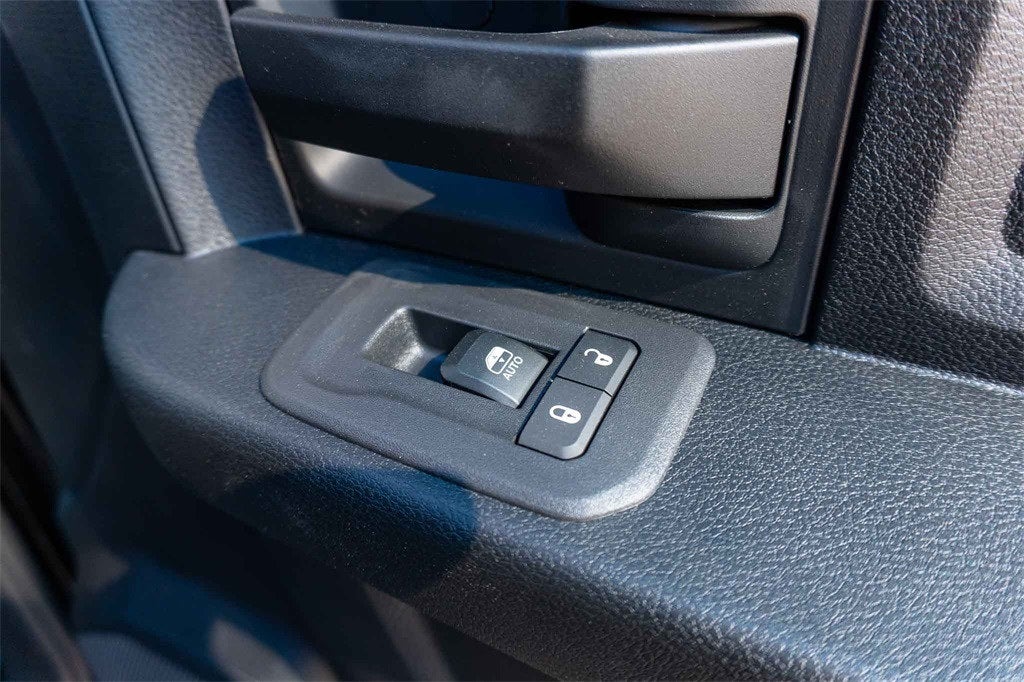 2026 RAM Ram 2500 RAM 2500 WARLOCK CREW CAB 4X4 6'4' BOX