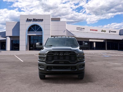 2027 RAM 2500 RAM 2500 TRADESMAN CREW CAB 4X4 6'4' BOX