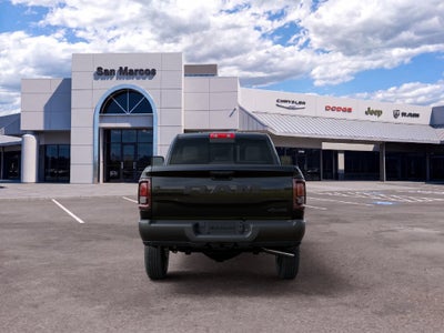 2027 RAM 2500 RAM 2500 TRADESMAN CREW CAB 4X4 6'4' BOX