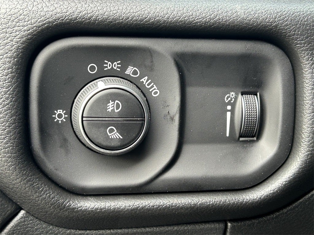 2026 RAM Ram 2500 RAM 2500 WARLOCK CREW CAB 4X4 6'4' BOX