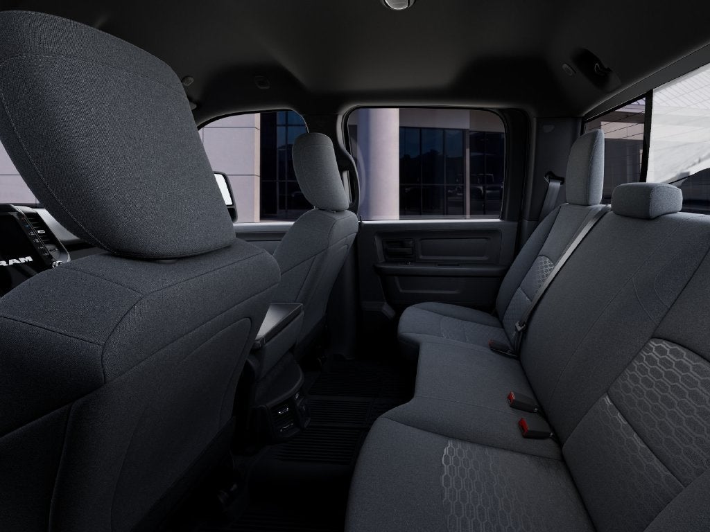 2026 RAM 2500 RAM 2500 BLACK EXPRESS CREW CAB 4X4 6'4' BOX