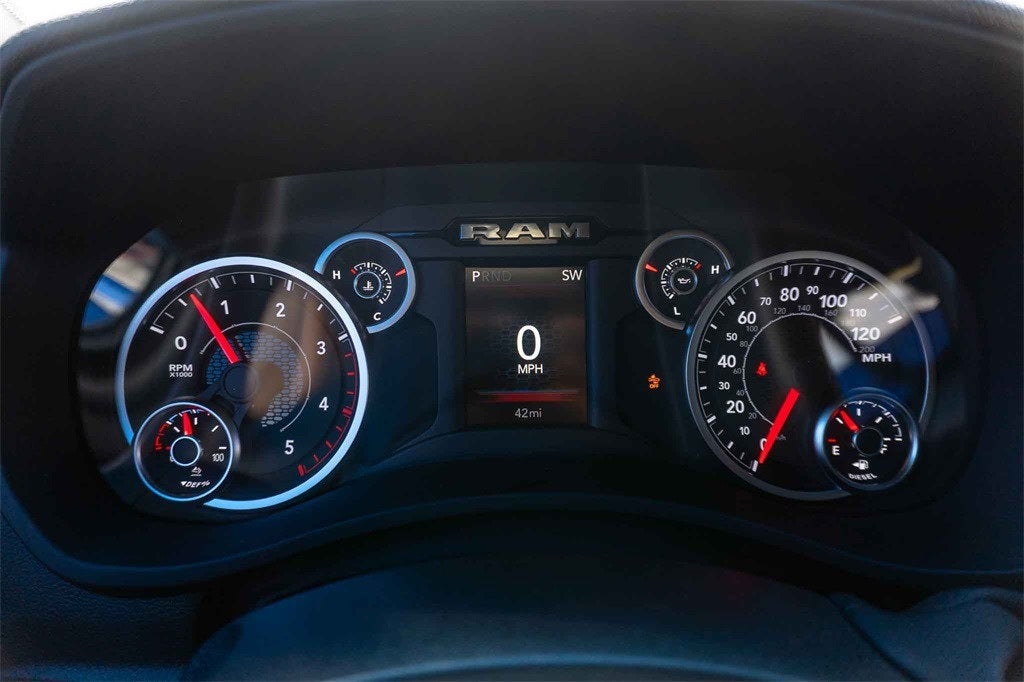 2026 RAM Ram 2500 RAM 2500 WARLOCK CREW CAB 4X4 6'4' BOX