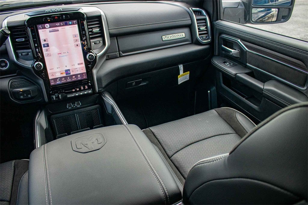 2026 RAM Ram 2500 RAM 2500 LARAMIE CREW CAB 4X4 6'4' BOX