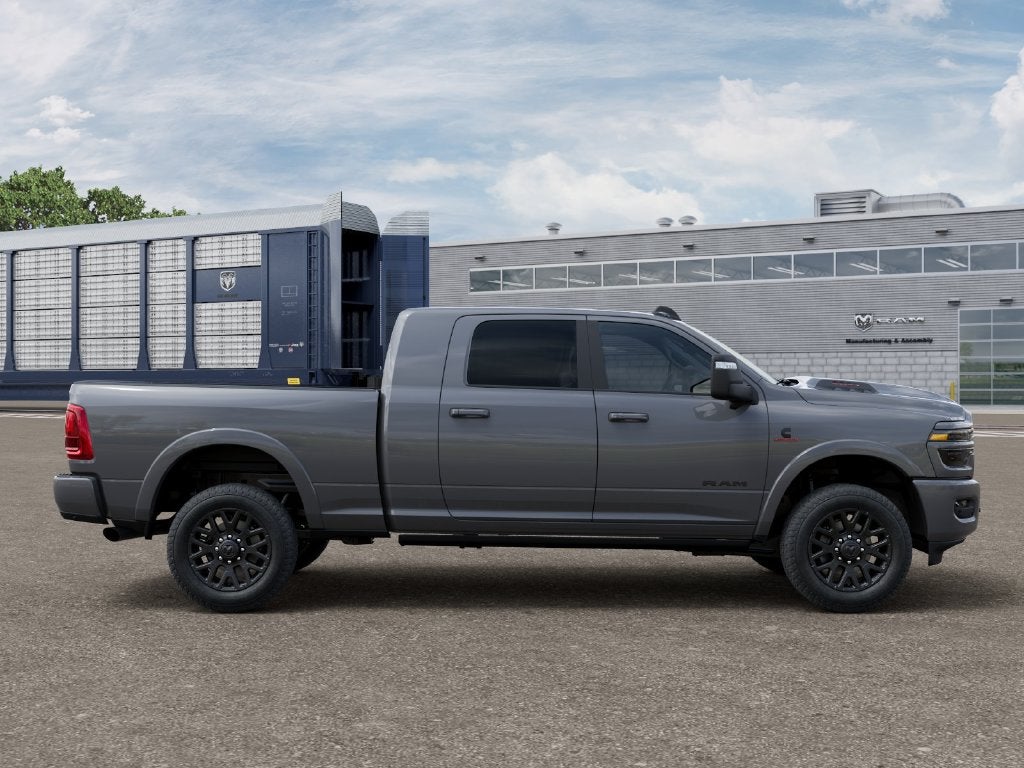2027 RAM 2500 RAM 2500 LIMITED MEGA CAB 4X4 6'4' BOX
