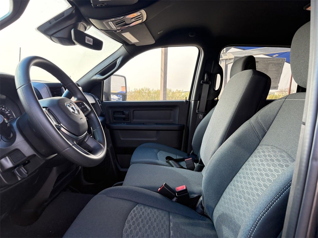 2026 RAM Ram 3500 RAM 3500 TRADESMAN CREW CAB 4X4 8' BOX