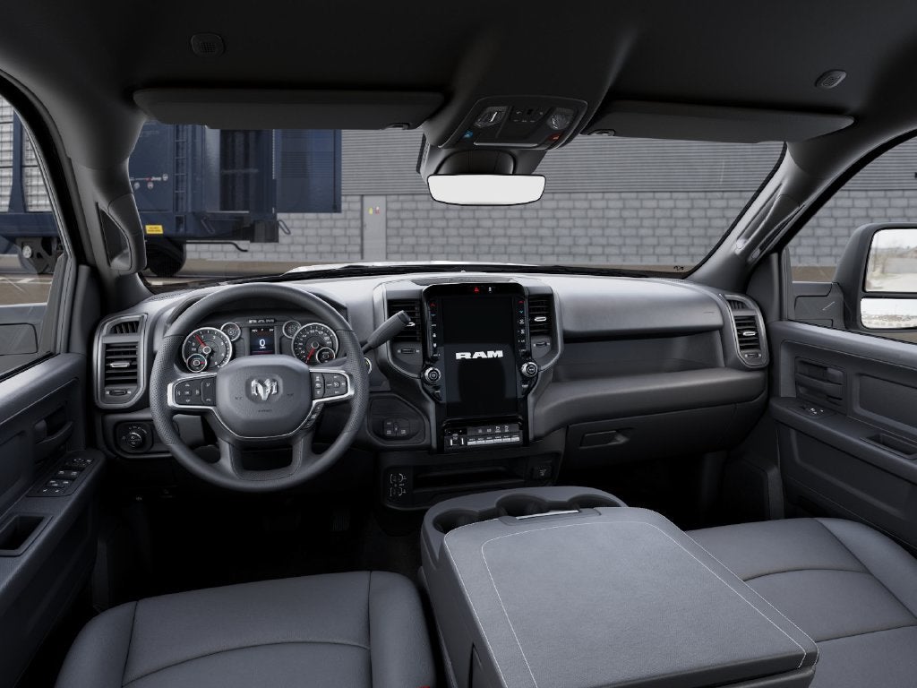 2027 RAM 3500 RAM 3500 TRADESMAN CREW CAB 4X4 8' BOX