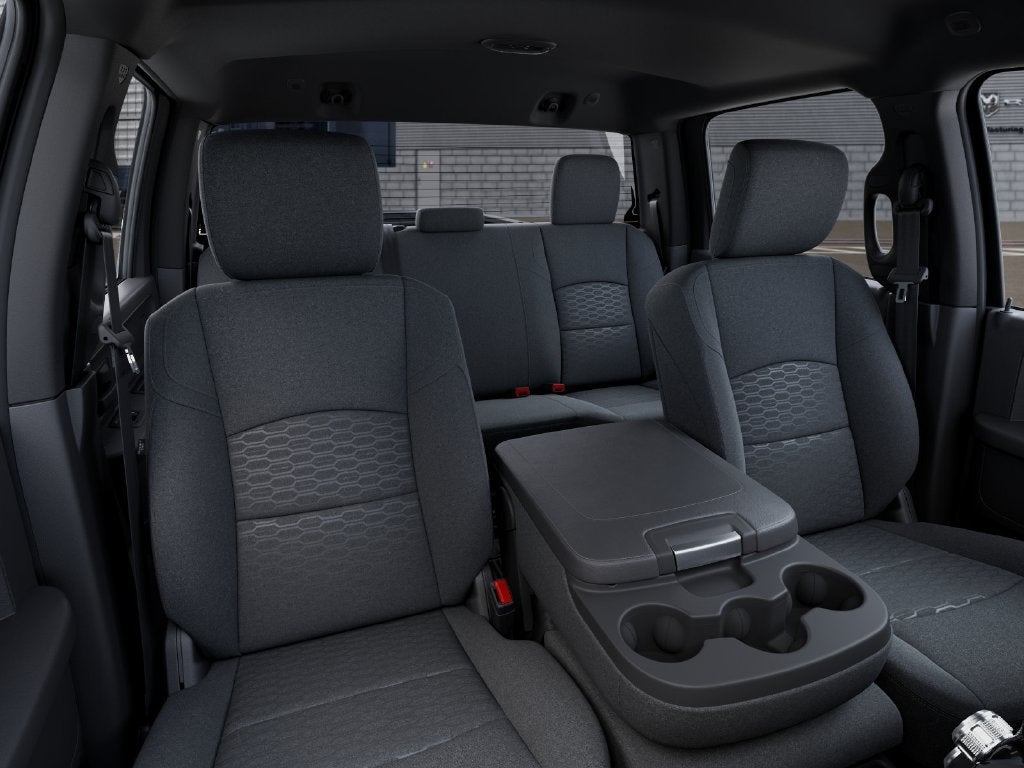 2027 RAM 3500 RAM 3500 TRADESMAN CREW CAB 4X4 8' BOX
