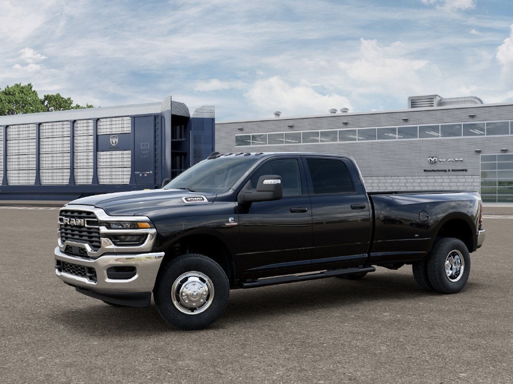 2027 RAM 3500 RAM 3500 TRADESMAN CREW CAB 4X4 8' BOX