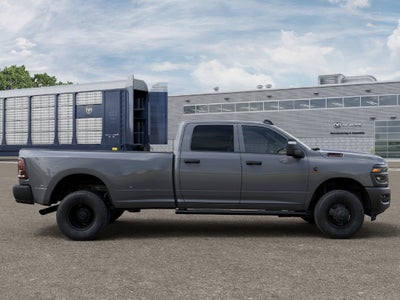2027 RAM 3500 RAM 3500 TRADESMAN CREW CAB 4X4 8' BOX