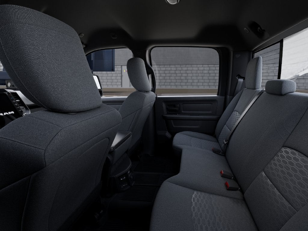 2027 RAM 3500 RAM 3500 TRADESMAN CREW CAB 4X4 8' BOX