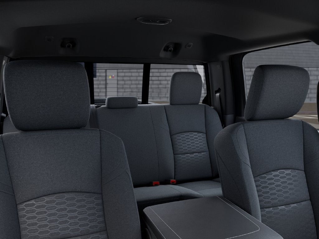 2027 RAM 3500 RAM 3500 TRADESMAN CREW CAB 4X4 8' BOX