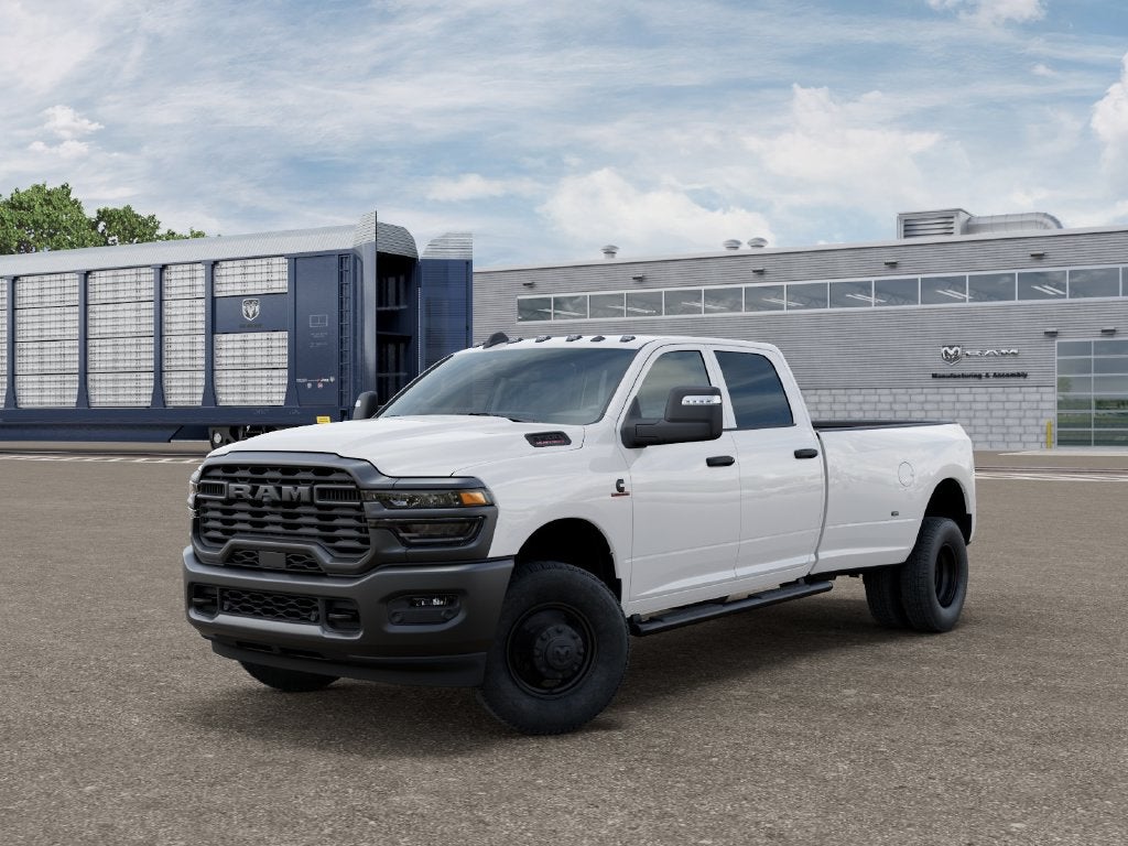 2027 RAM 3500 RAM 3500 TRADESMAN CREW CAB 4X4 8' BOX