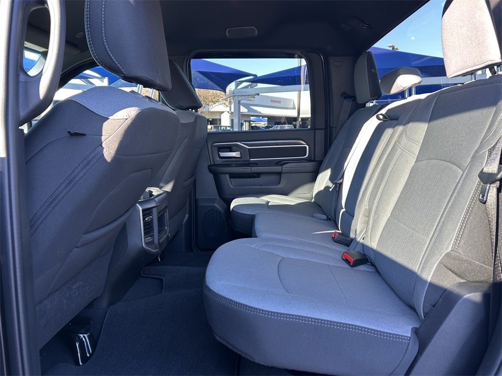 2024 RAM 3500 Lone Star Crew Cab 4x4 8' Box