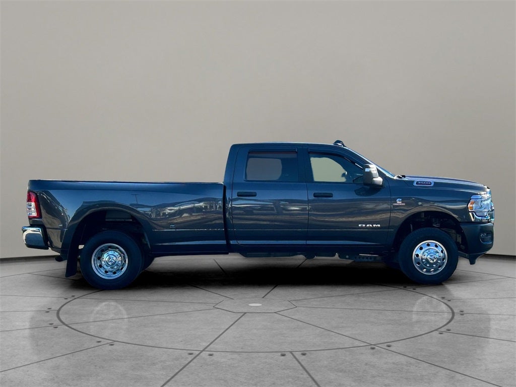 2024 RAM 3500 Lone Star Crew Cab 4x4 8' Box