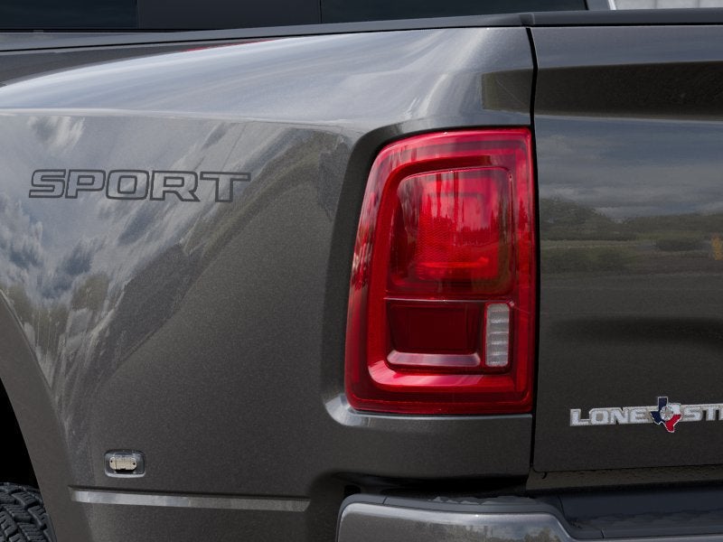 2027 RAM 3500 RAM 3500 LONE STAR CREW CAB 4X4 8' BOX