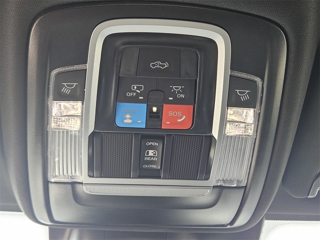 2026 RAM Ram 3500 RAM 3500 LARAMIE CREW CAB 4X4 8' BOX