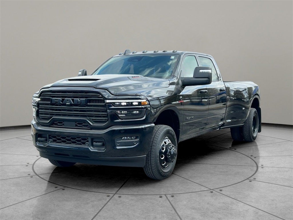 2026 RAM Ram 3500 RAM 3500 LARAMIE CREW CAB 4X4 8' BOX